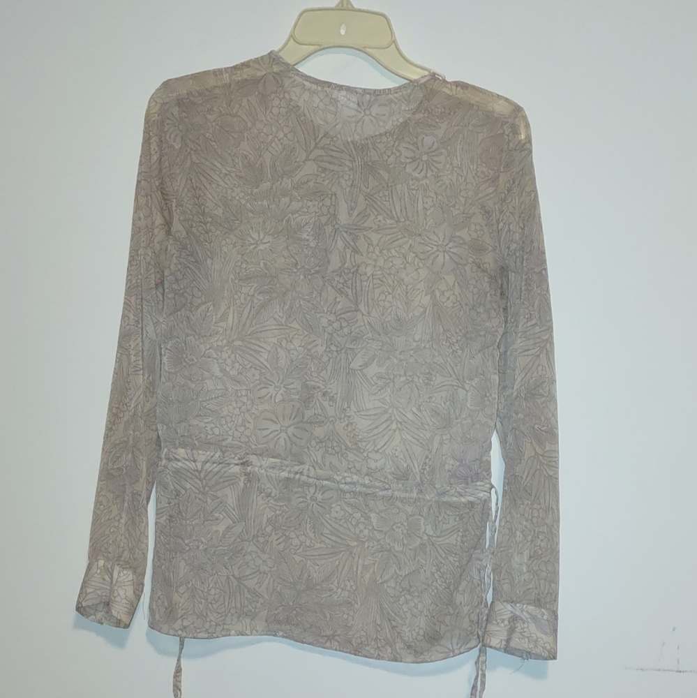 HM blouse - Picture 7 of 7